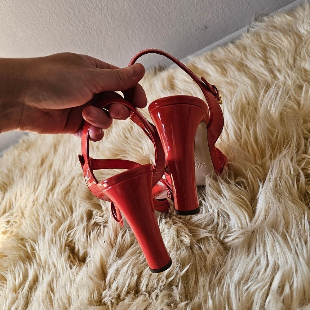 Miu Miu Orange Patent Leather Strappy Heels Size 39 - Picture 4 of 9